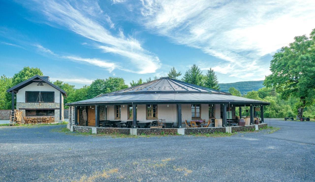 Resort Big House Plitvicka Jezera Licko Petrovo Selo Exteriér fotografie