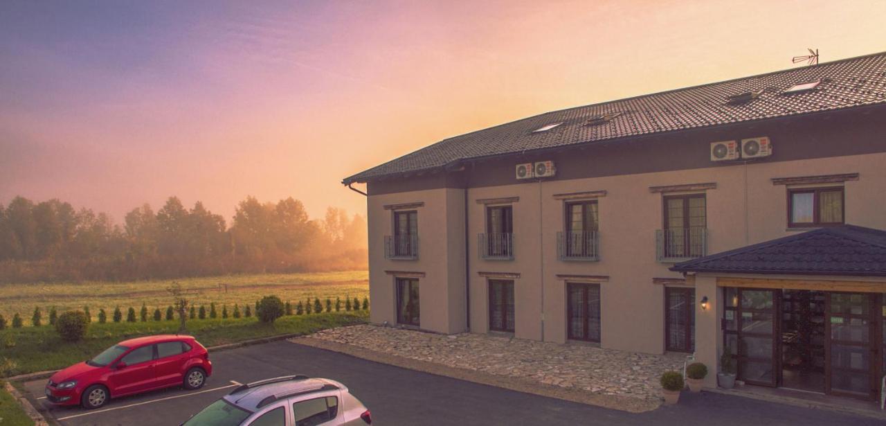 Resort Big House Plitvicka Jezera Licko Petrovo Selo Exteriér fotografie